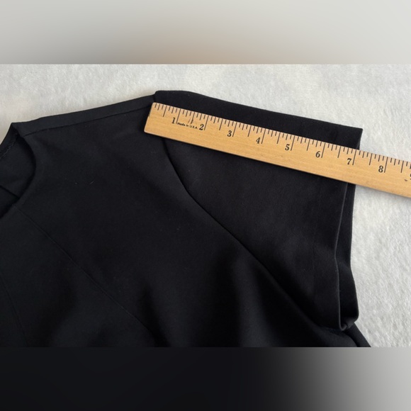 SPANX Top The Perfect Funnel Elegant Black Short Sleeve Size L - Picture 6 of 10